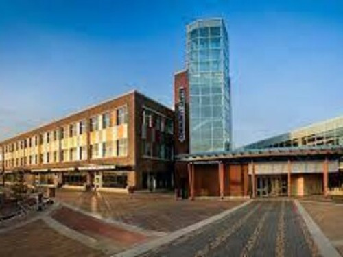 Attractive condo 30 min to U of A