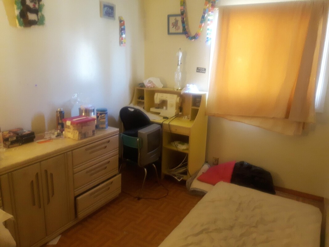  Single Bedroom(Full Room)  -  Attractive condo 30 min to U of A  - Gallery -  1