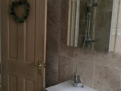 friendly-family-in-pretty-cotswold-birmingham-113515525220240822051446AM