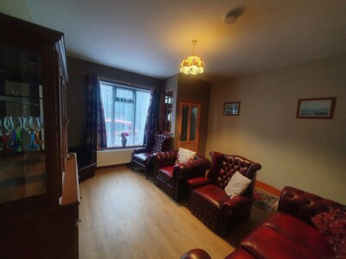 Townhouse in cahirciveen Kerry 