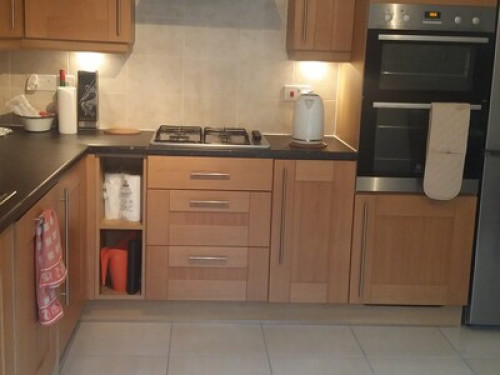 friendly-down-to-earth-host-nottingham-12807220020240822052754AM
