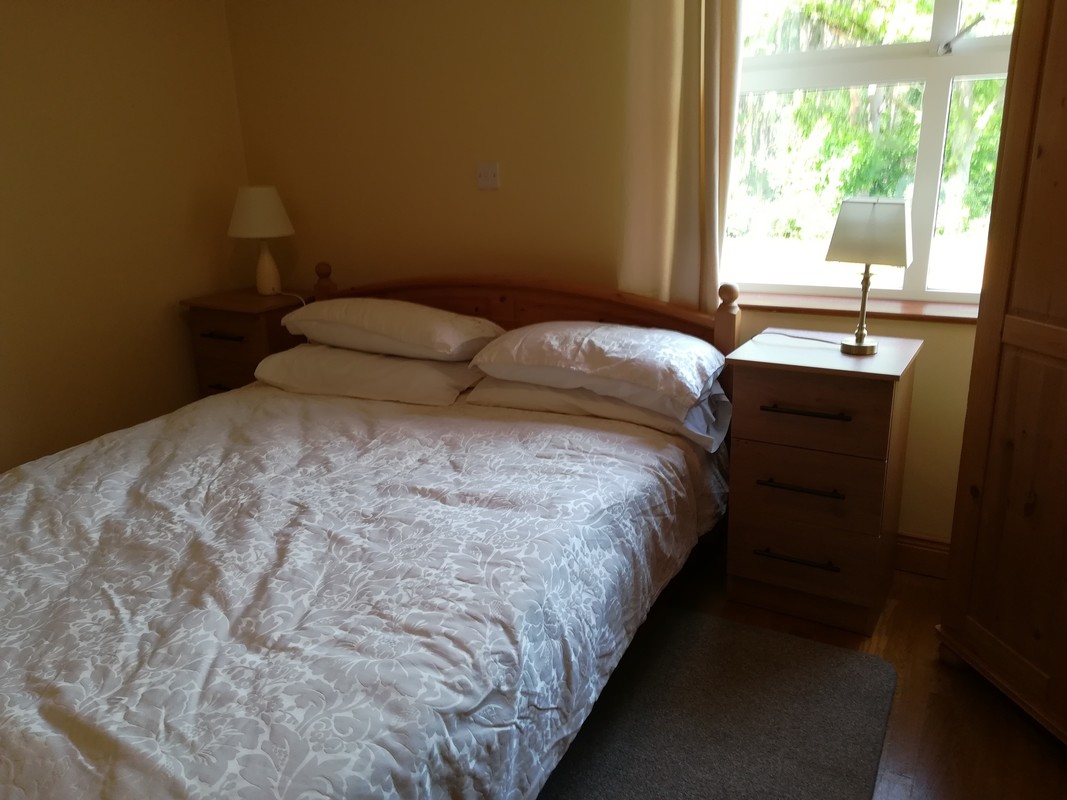 Downstairs Bedroom Ensuite(Full Room) - 1