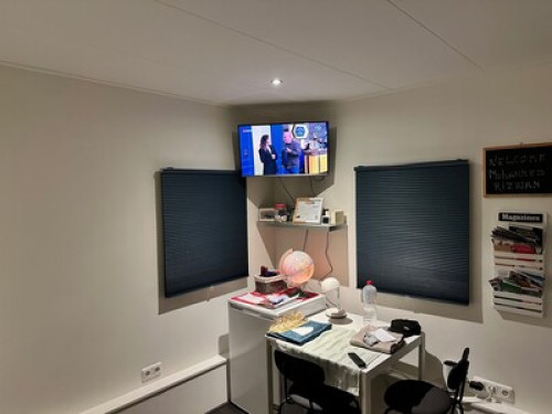 Room, studio, chalet on a peninsula