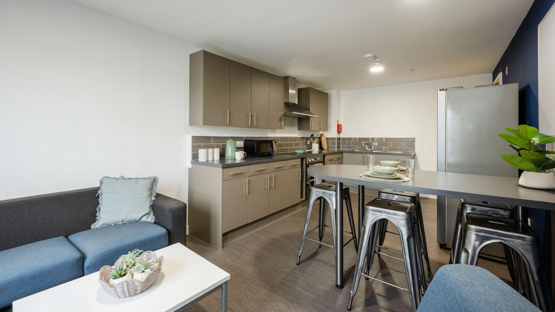 Bronze Sky View En-Suite - 2