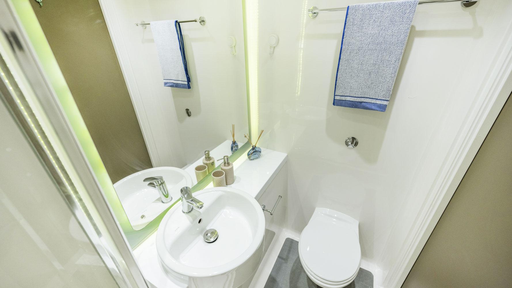 Platinum 2 Bed Flat - Foundry Courtyard - Gallery - 4