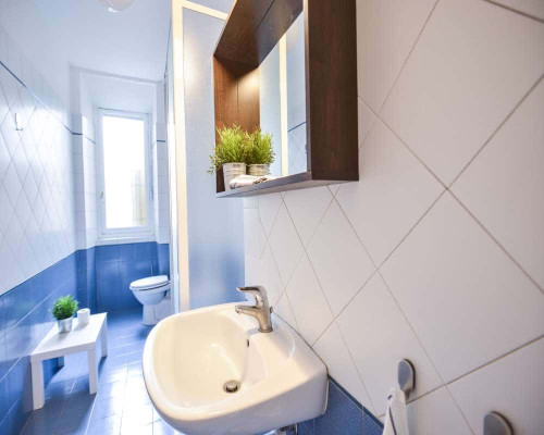 Stanza in Via San Secondo