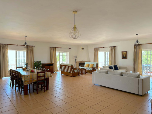 Luxurious Villa Stardust with swimming pool & BBQ for Family Fun