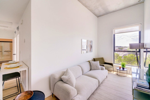 Foster Home - Gallery - 10