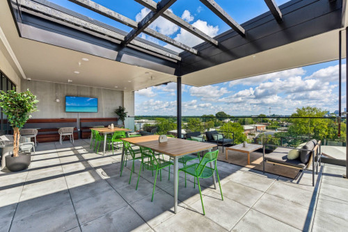 Gorgeous 3 bed 2 ba in South End nearby New Bern Station