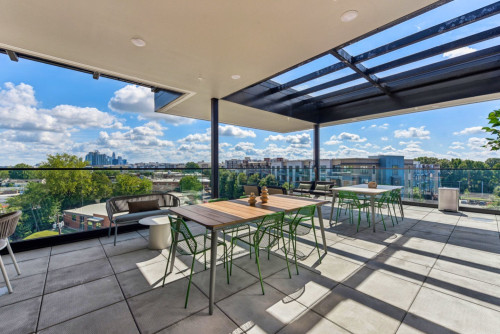 Gorgeous 3 bed 2 ba in South End nearby New Bern Station