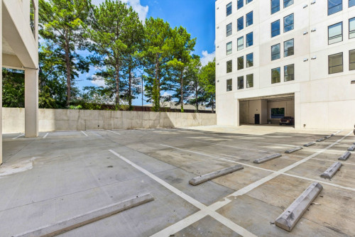 Gorgeous 3 bed 2 ba in South End nearby New Bern Station