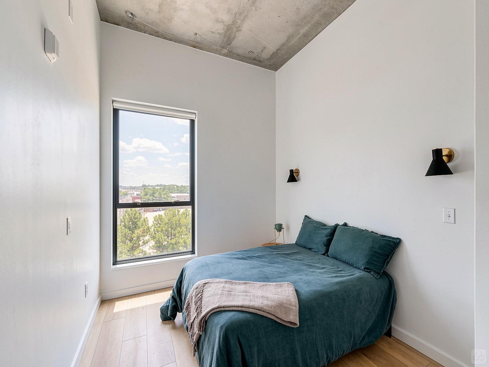 Furnished Room In Shared 3Bd 2Ba - Gorgeous 3 bed 2 ba in South End nearby New Bern Station - Gallery - 35