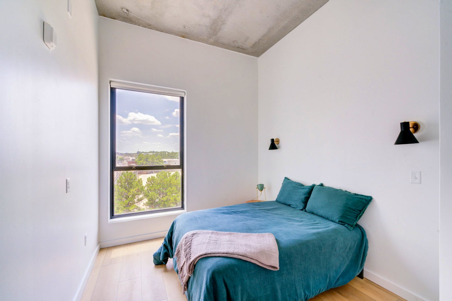 Furnished Room In Shared 3Bd 2Ba - Gorgeous 3 bed 2 ba in South End nearby New Bern Station Home - Gallery - 20