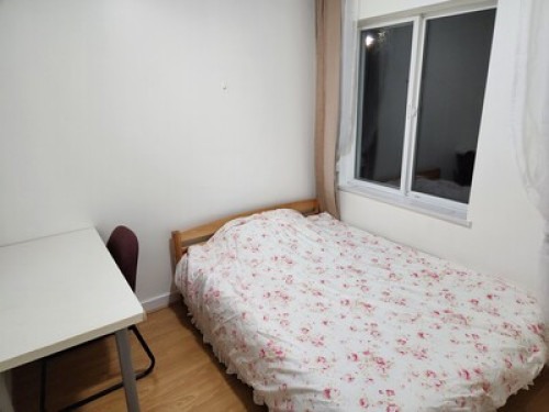 Quiet Homestay Richmond Central