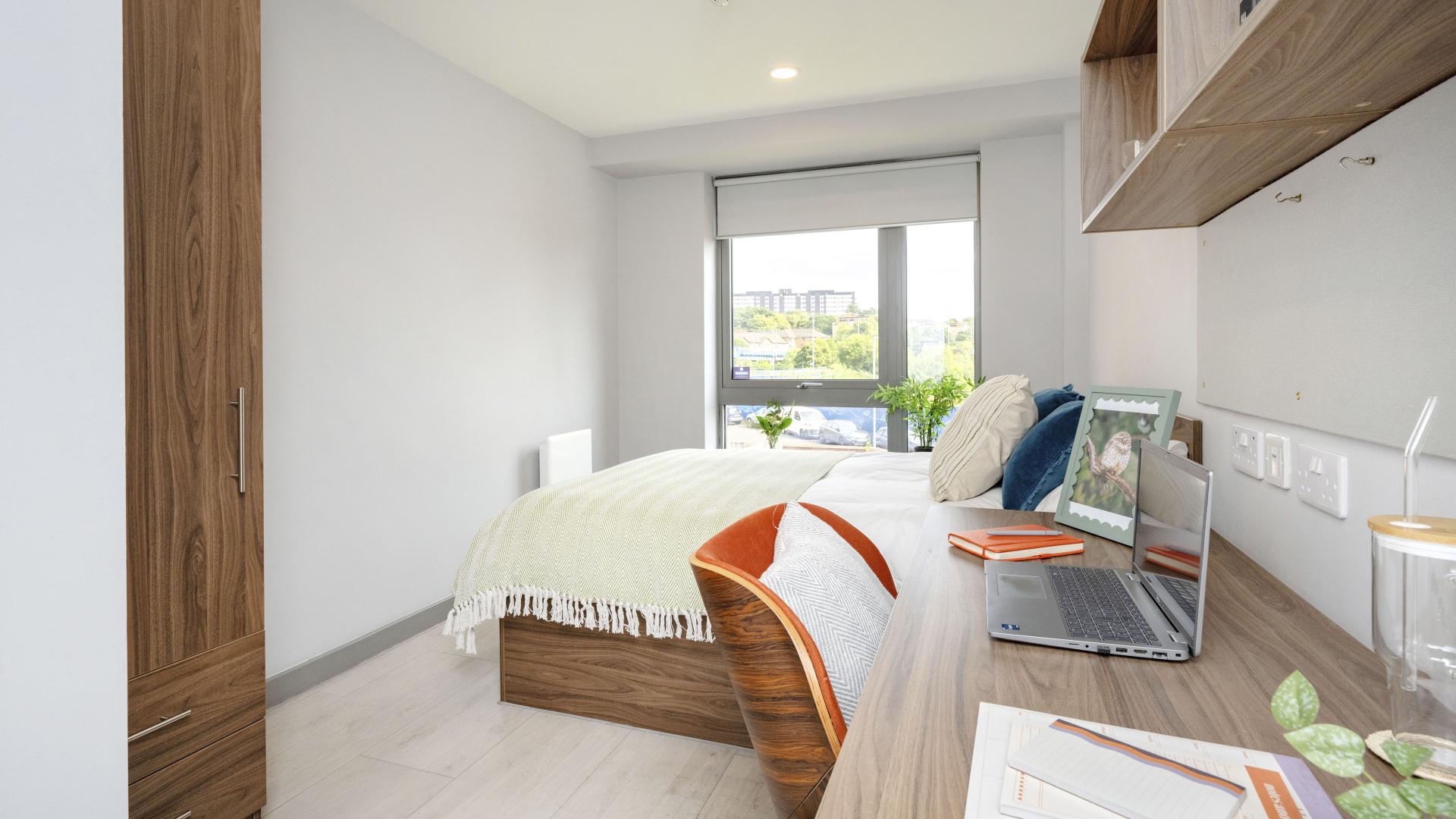 Classic En-Suite - 6