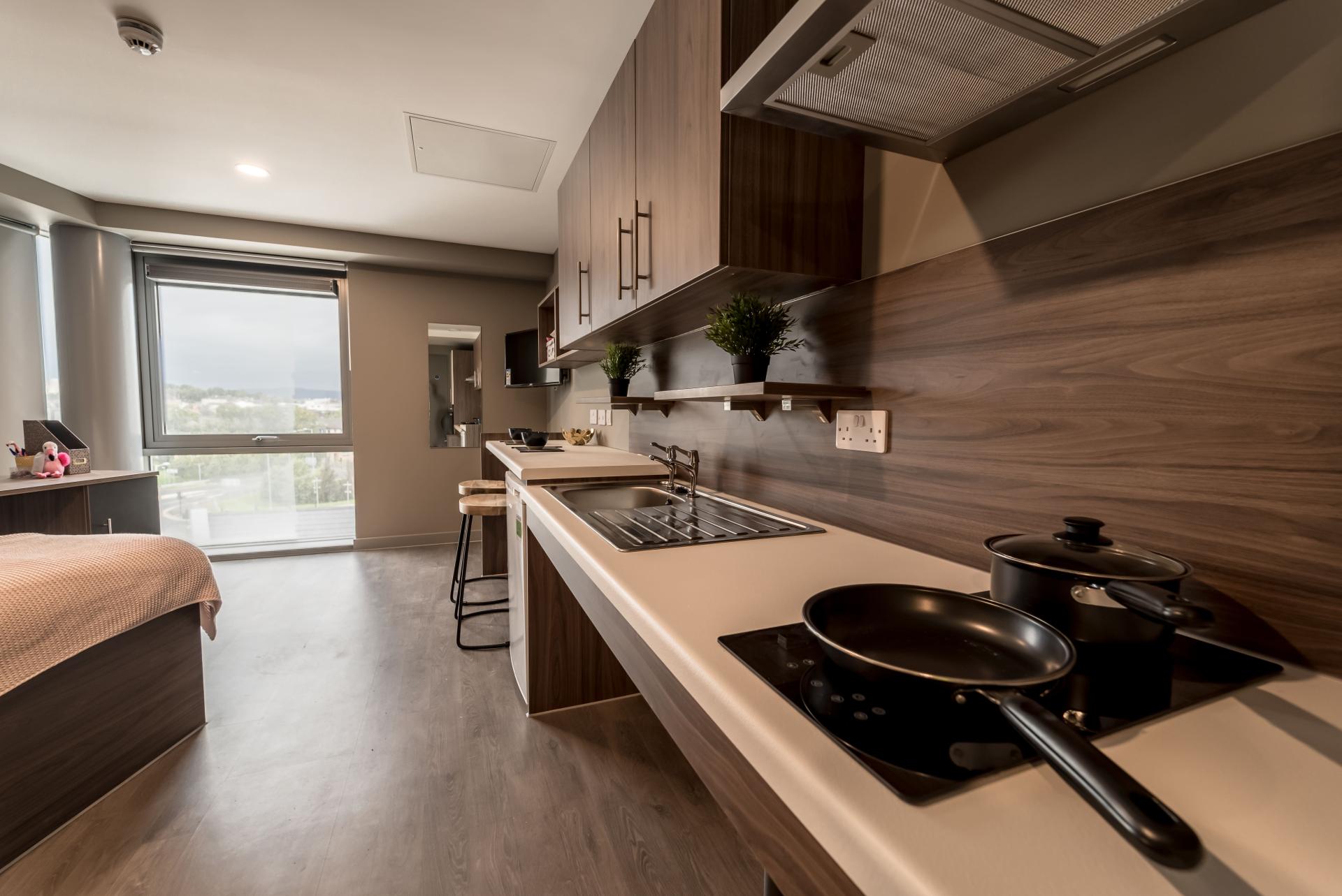  Premium Tower Studio  -  Scotway House  - Gallery -  13