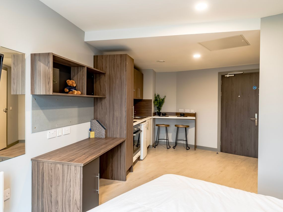 Deluxe Tower Studio  -  Scotway House  - Gallery -  2