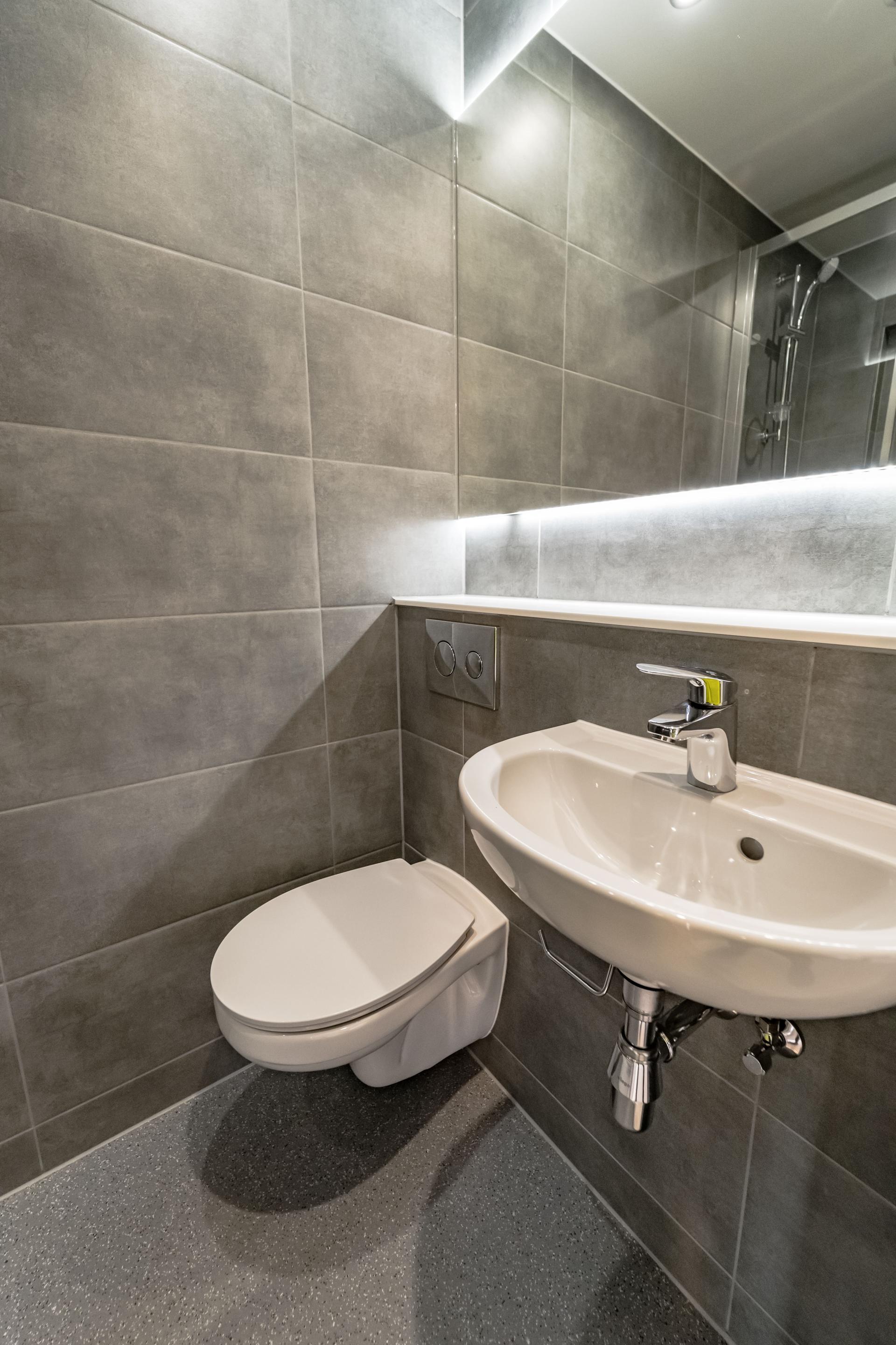 Deluxe Tower Studio  -  Scotway House  - Gallery -  11