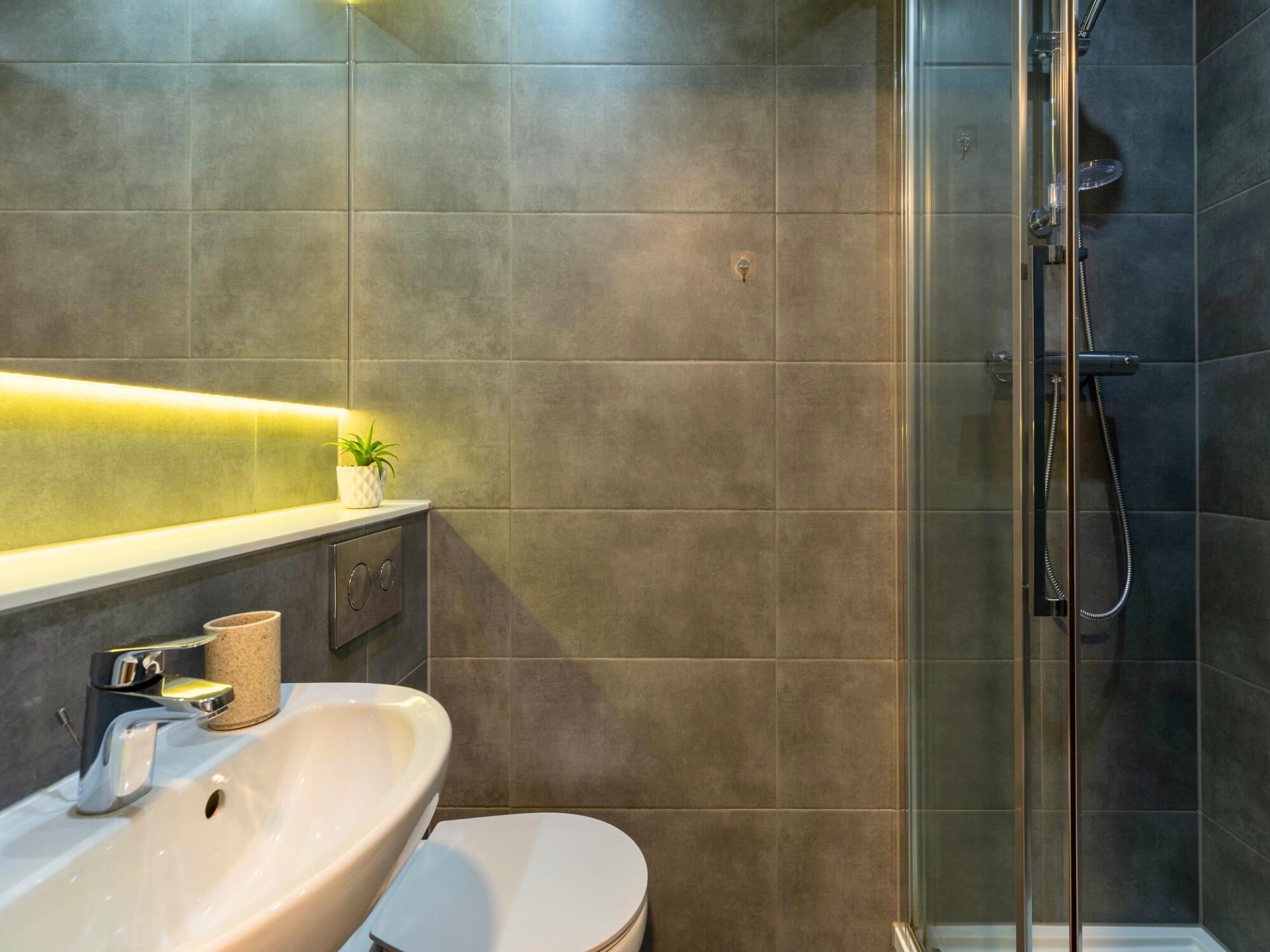  Classic En-Suite  -  Scotway House  - Gallery -  14