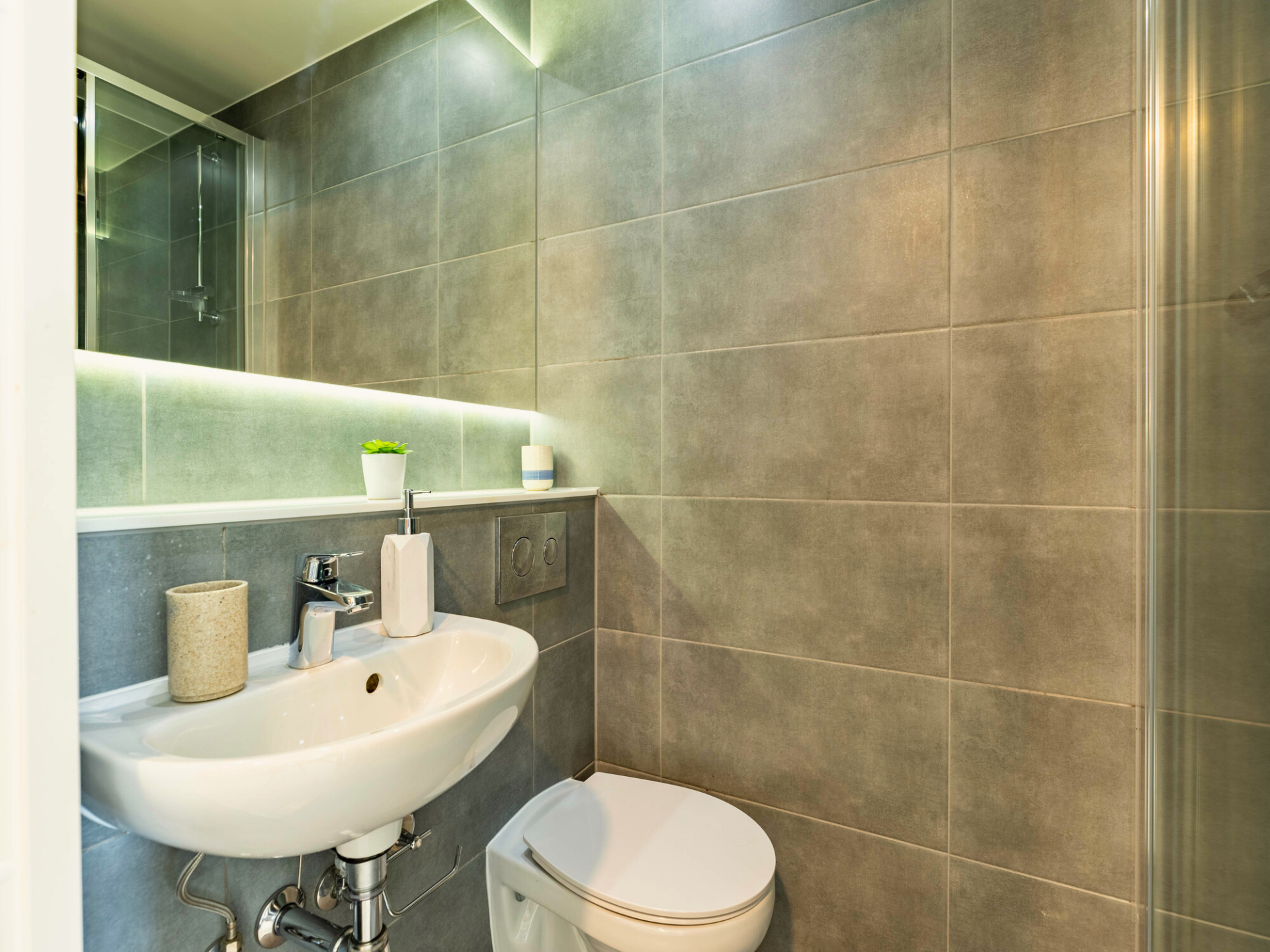  Deluxe Studio  -  Scotway House  - Gallery -  6