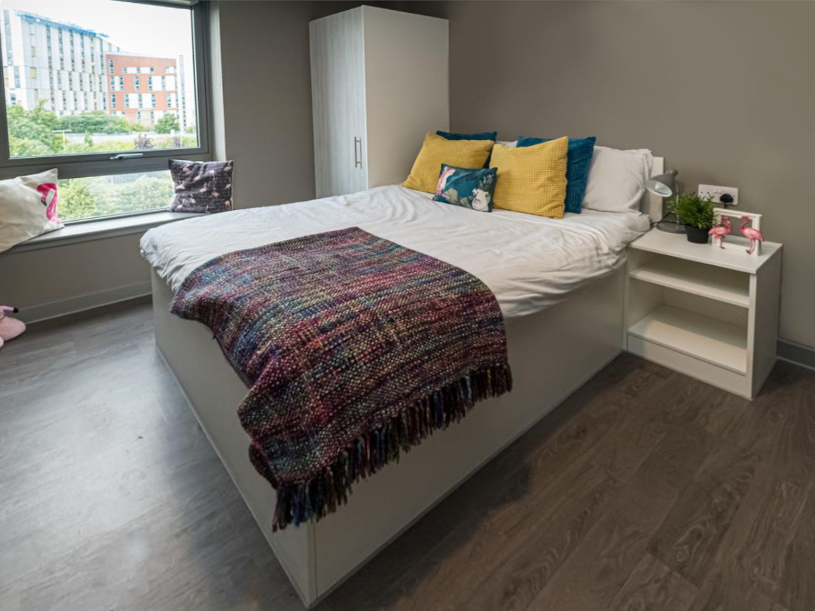  One Room Flat  -  Scotway House  - Gallery -  3