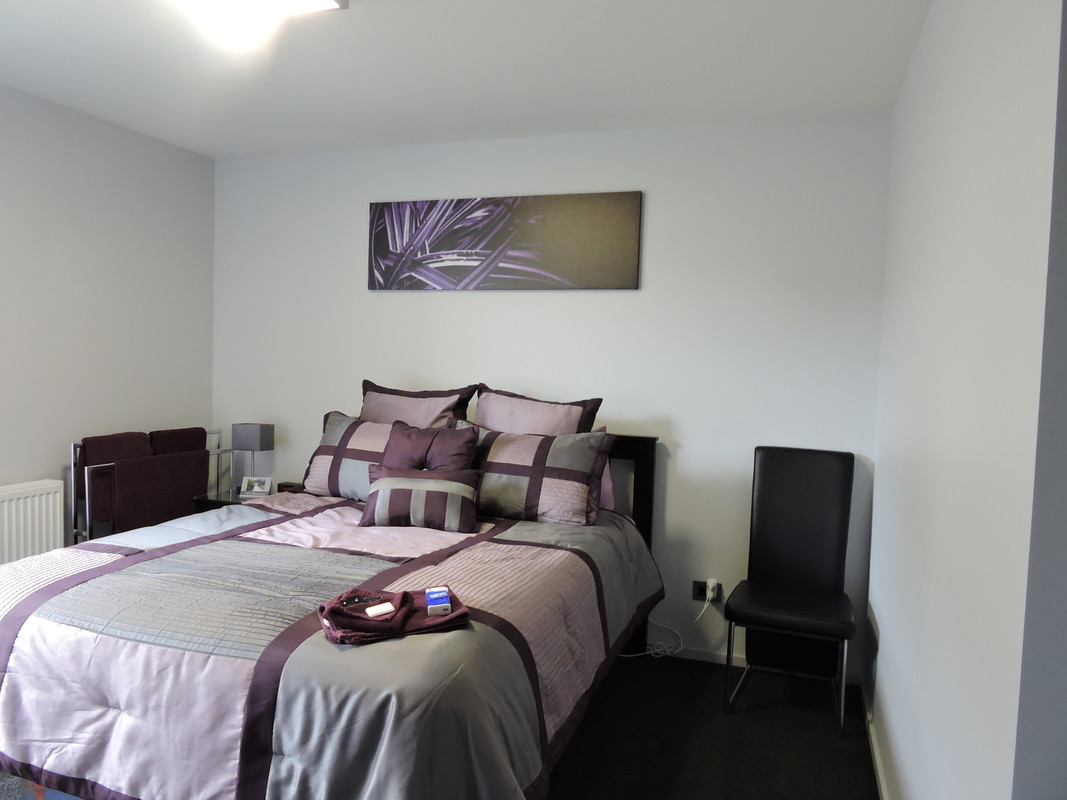  Queen Room 3(Full Room)  -  Clean, Modern and Stylish home  - Gallery -  1