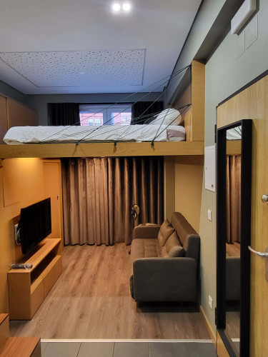 Spacious studio in Praceta Carlos Capítulo, Queluz