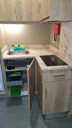 Spacious studio in Praceta Carlos Capítulo, Queluz - Gallery - 14