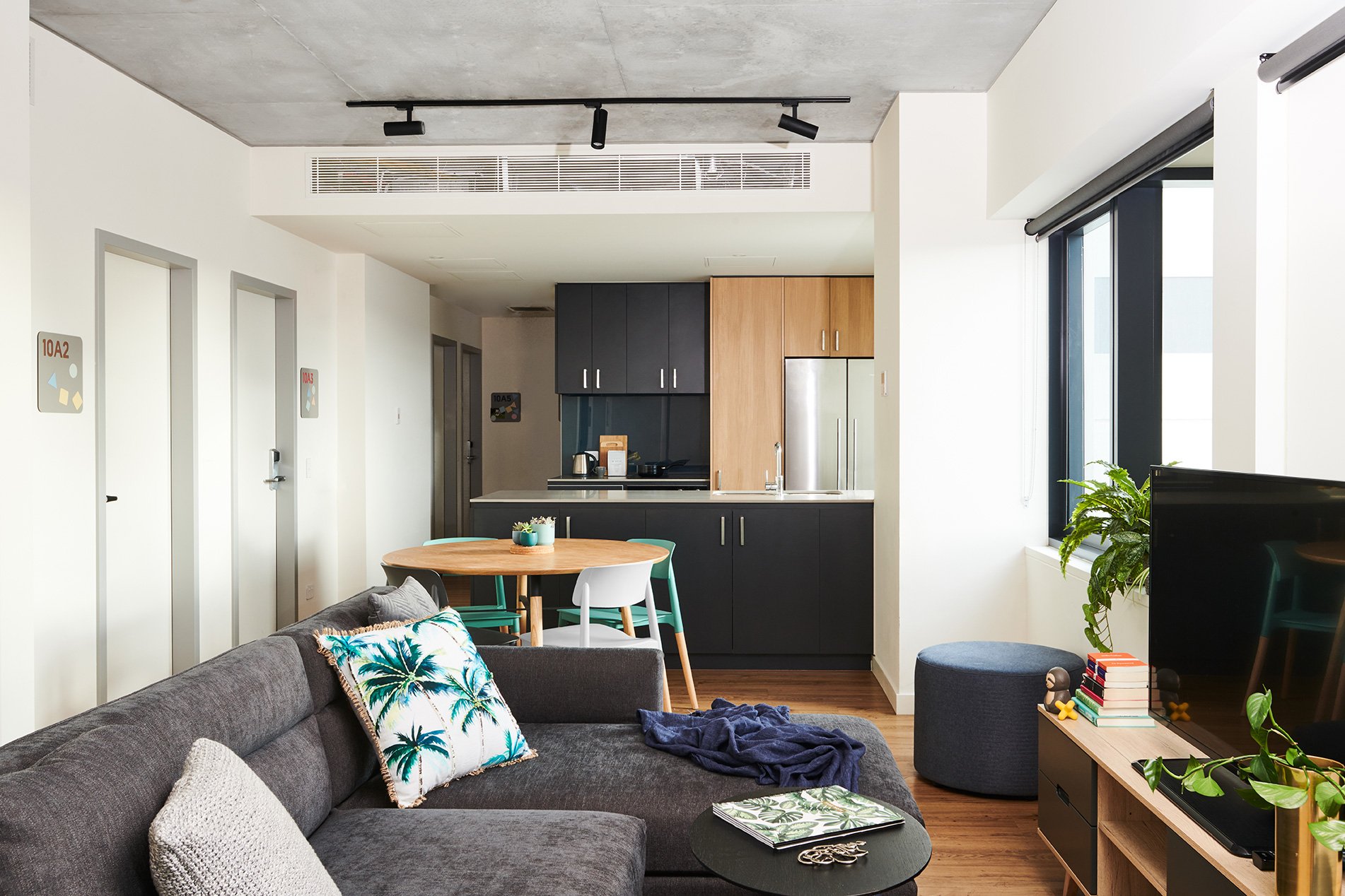  6 Bed Apartment - Views  -  Scape Uni Square  - Gallery -  4