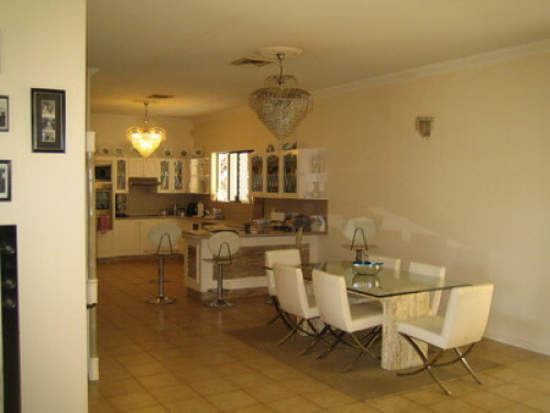 chilled and relaxed family in oz