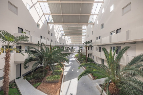 Beautiful 68 m² coliving apartment for rent in Bordeaux