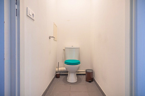 Beautiful 68 m² coliving apartment for rent in Bordeaux