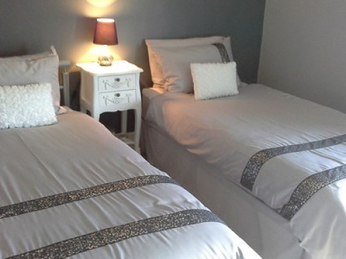 A Room For All Reasons - Gallery - 8