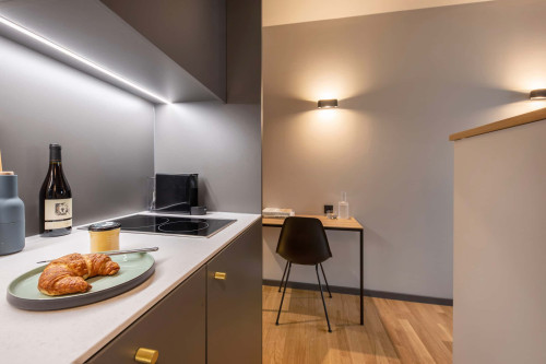 Apartment in Bahnstadtchaussee, Leverkusen for 20 m²