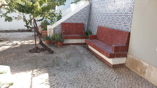 One-bedroom home with office and terrace in Montalvão, Setúbal