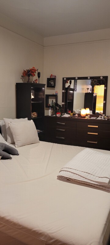 ONE BEDROOM (Full Room) - 1