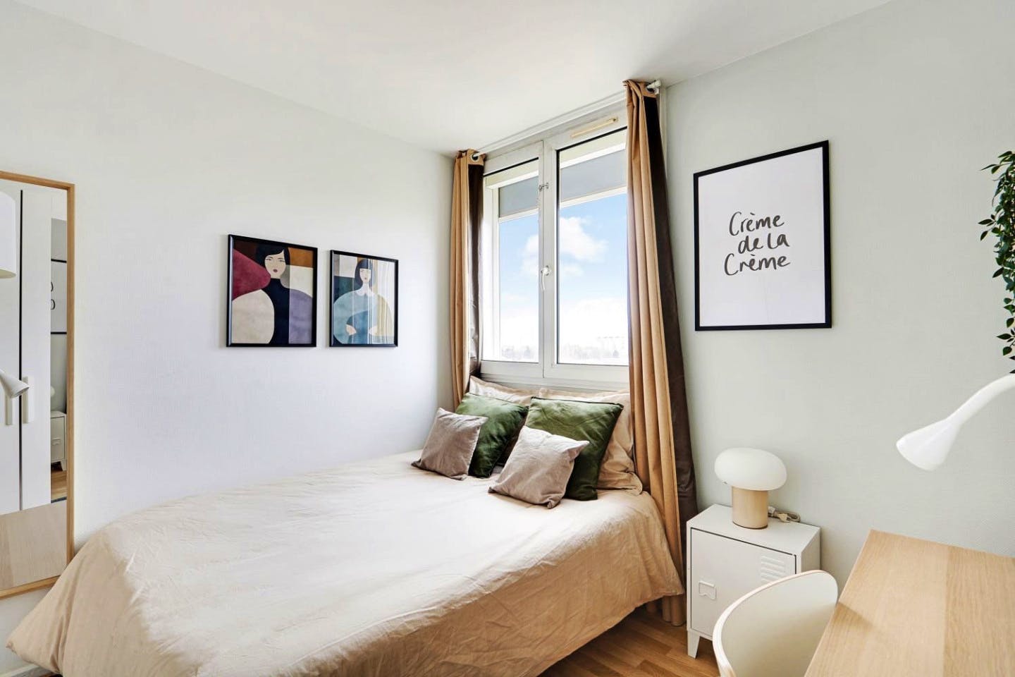 Modern 9 M² Room - 5