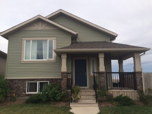 fun family that loves mountains 