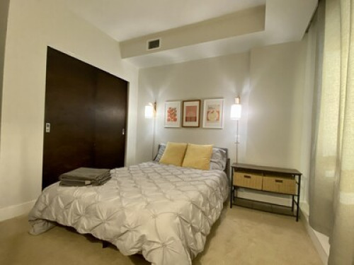 Cozy Bedroom in Shared Apartment  - Gallery - 6