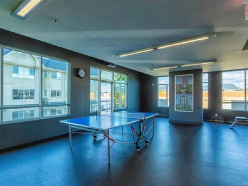 Cozy Bedroom in Shared Apartment 
