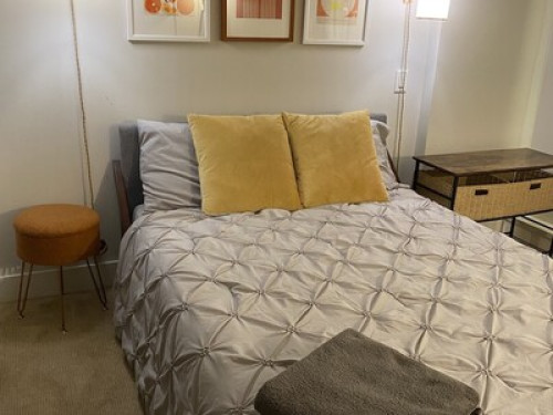 Cozy Bedroom in Shared Apartment  - Gallery - 14