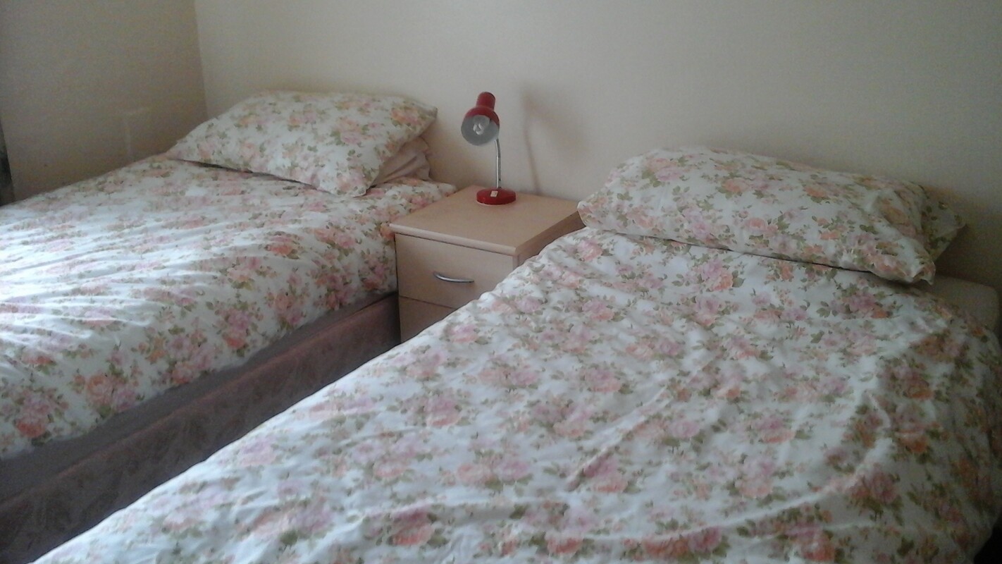 2(Full Room) - Friendly, beach and attractions. - Gallery - 1