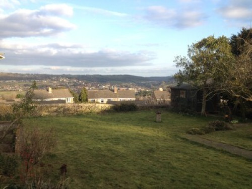 well-travelled-family-on-outskirts-bristol-53420237420240829050247AM