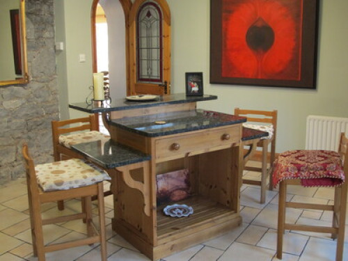 Charming Cosy Twin Ensuite Bedroom  - Gallery -  5