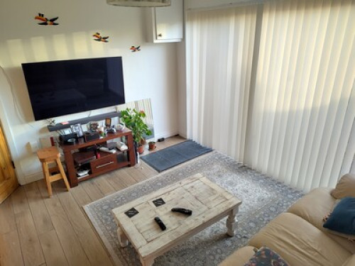 Twin room 5 minutes walk from town