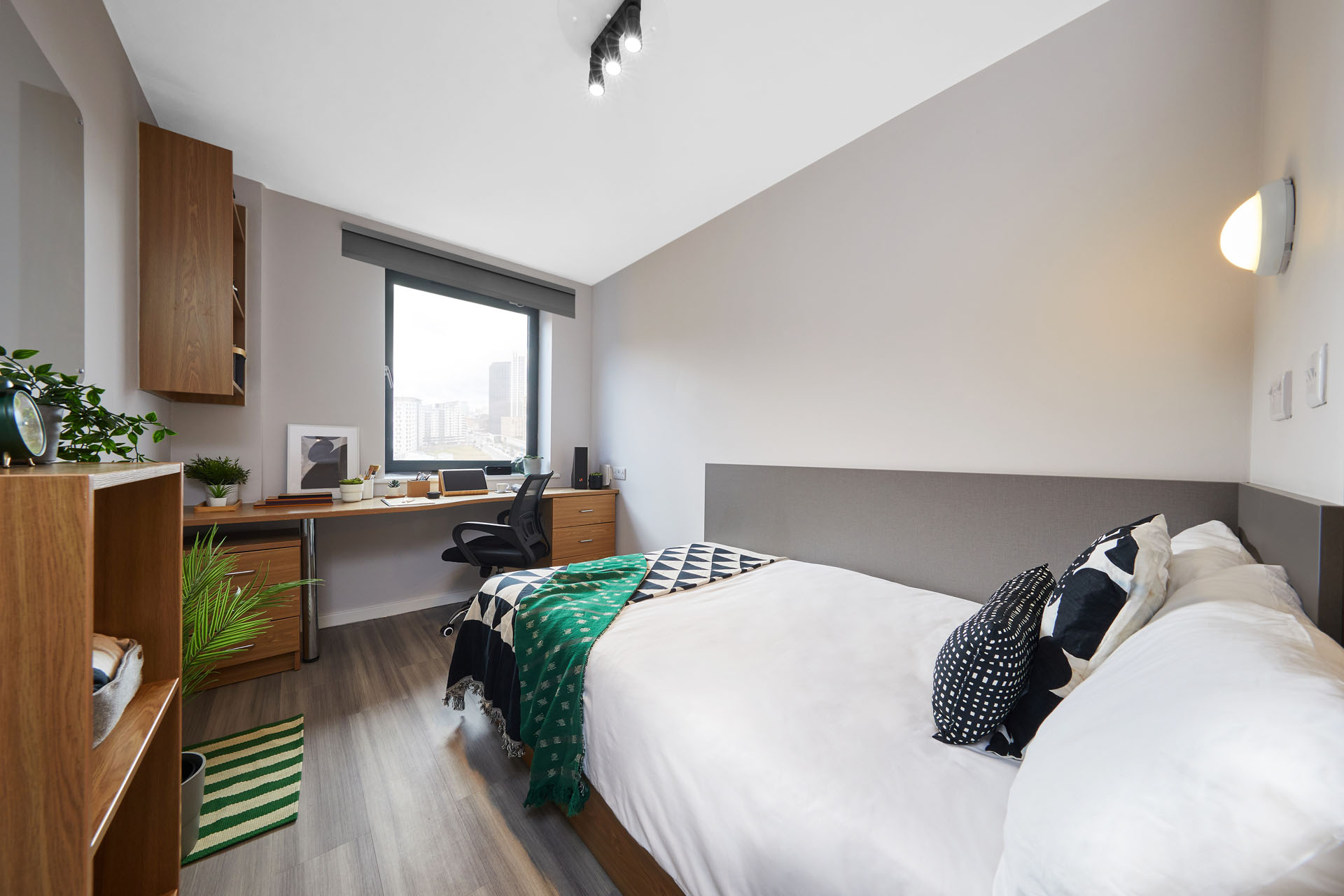  Silver En-Suite  -  Jennens Court  - Gallery -  6