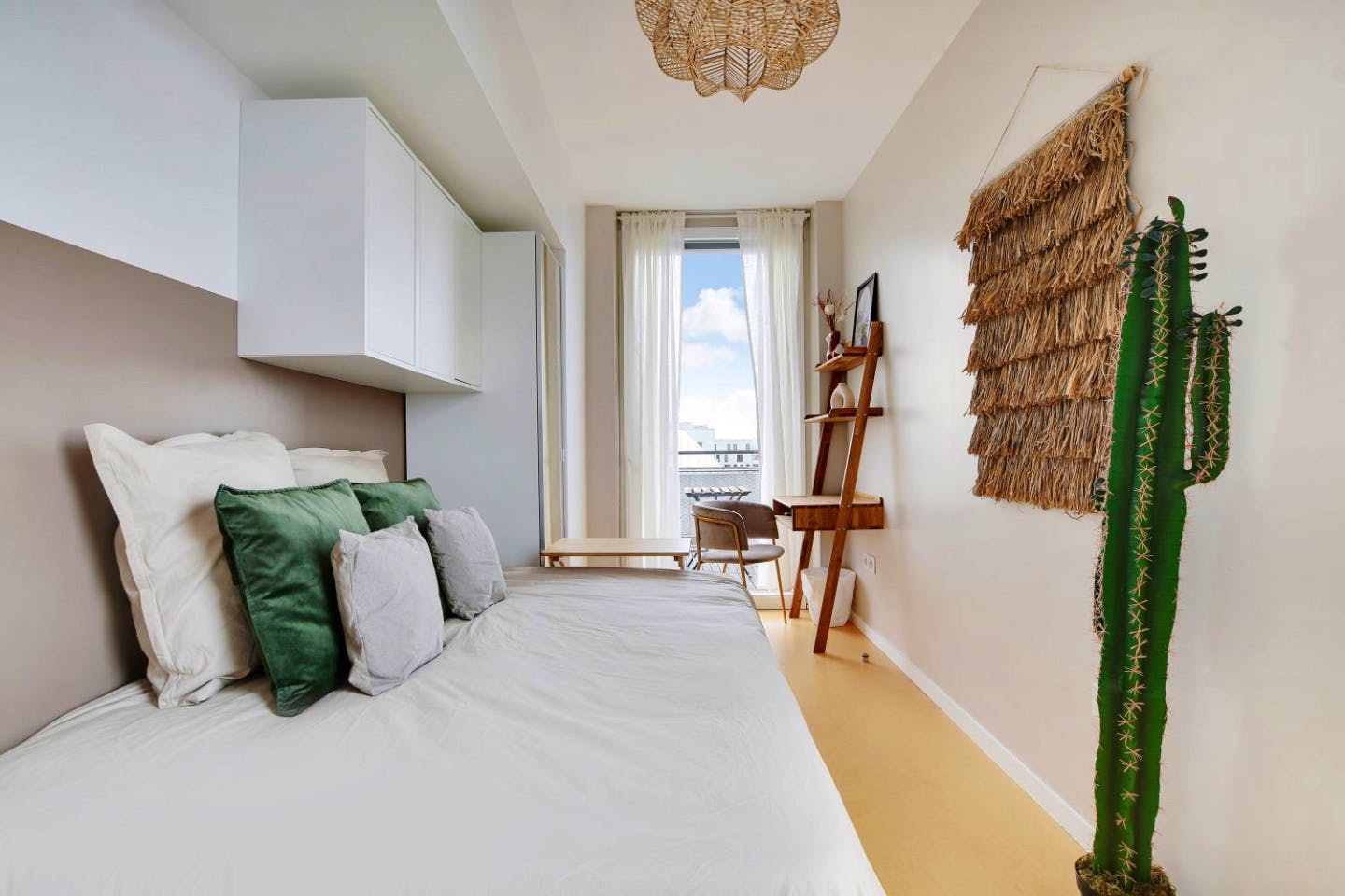  Move Into This Bright 9 M² Room On The Top Floor Of A Parisian Duplex  -  Stunning 76 m² duplex for rent in a coliving in Paris  - Gallery -  16