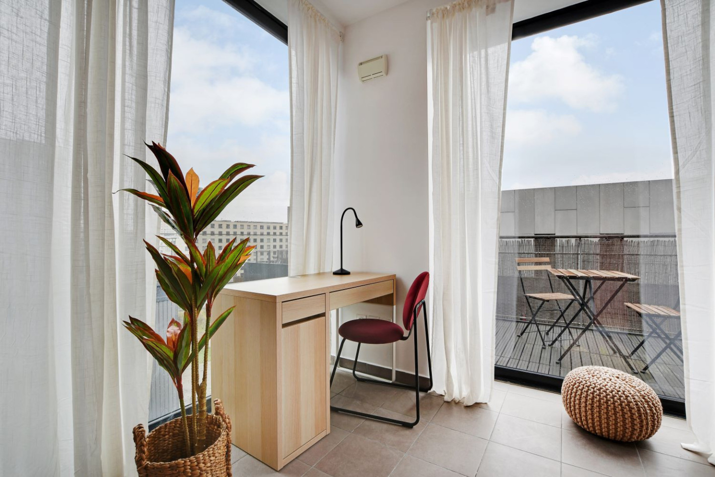  Move Into This Cozy 9 M² Room  -  Stunning 76 m² duplex for rent in a coliving in Paris  - Gallery -  8
