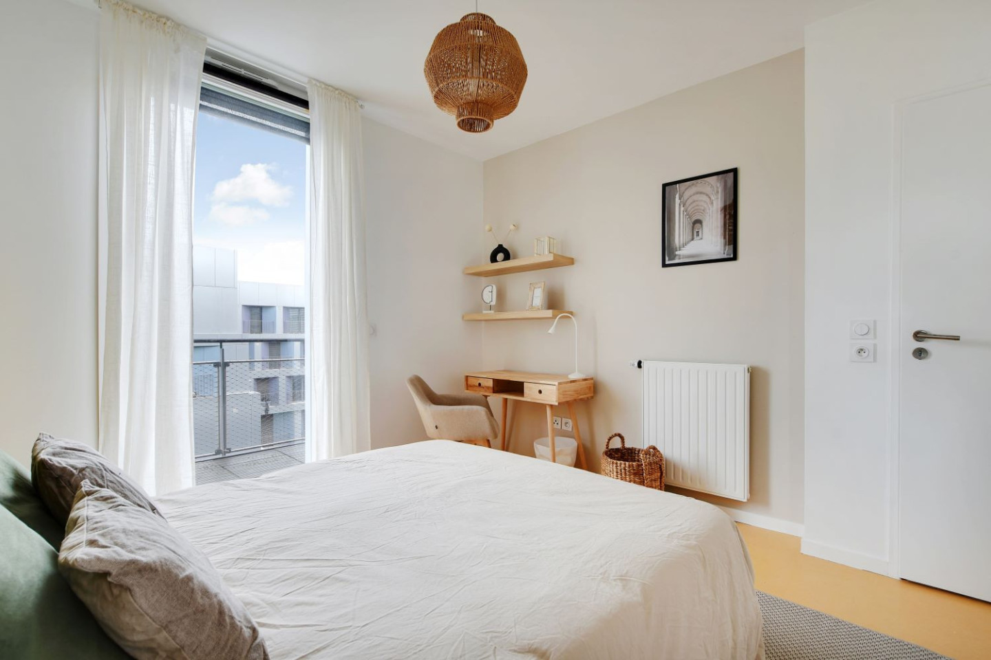  Move Into This 11 M² Minimalist Room  -  Stunning 76 m² duplex for rent in a coliving in Paris  - Gallery -  13