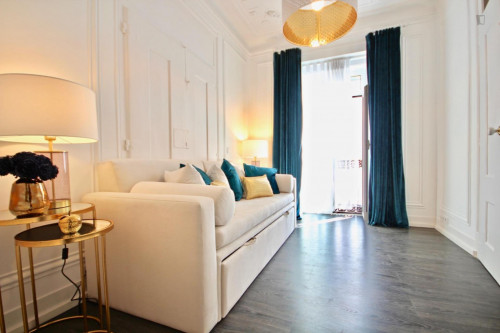 Fantastic 3-bedroom apartment in Campolide - Gallery - 25